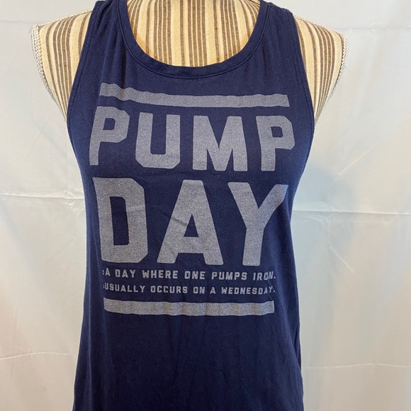 Under Armour navy tank top ‘pump Day’ - Picture 5 of 11